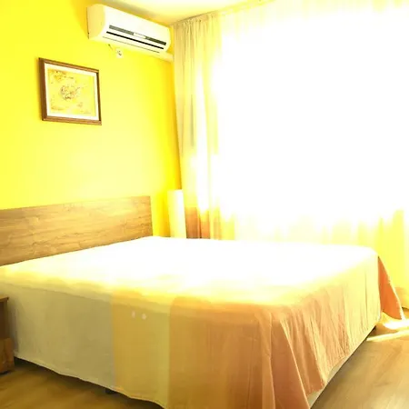 къща за гости сани Хотел 3*